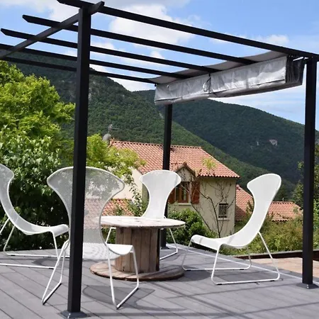 Διαμέρισμα Cocoon,vue Montagne,jacuzzi Prive *