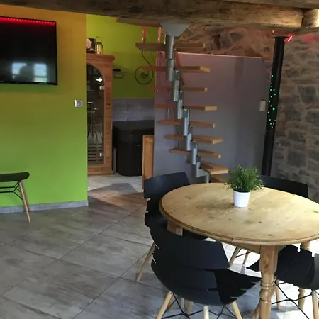 Cocoon,vue Montagne,jacuzzi Prive 모스튀에줄